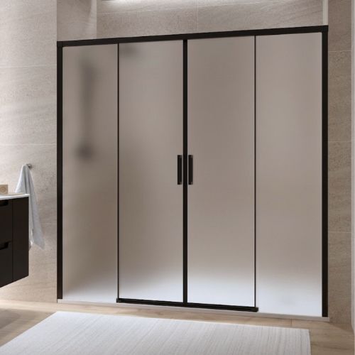 mapara de baño moderno con marco de aluminio negro y vidrio claro
